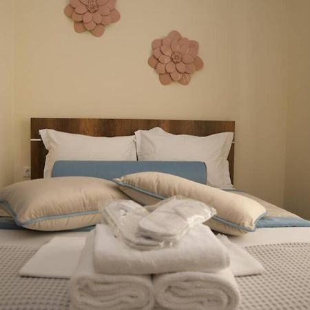 Strata Deluxe Apt. Thessaloniki Buitenkant foto