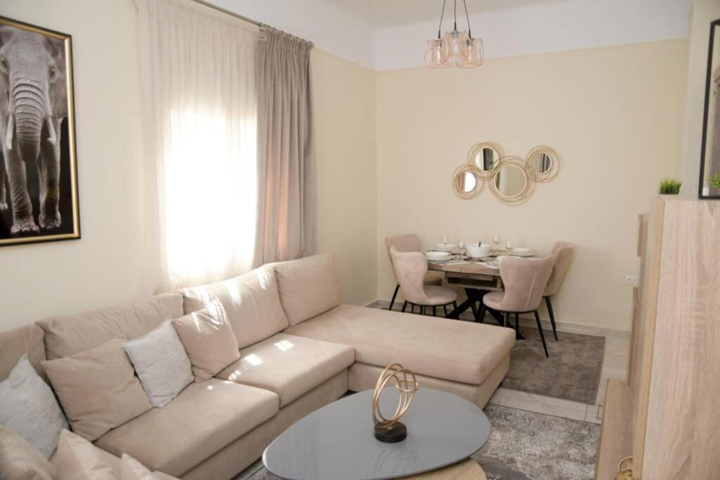 Strata Deluxe Apt. Thessaloniki Buitenkant foto